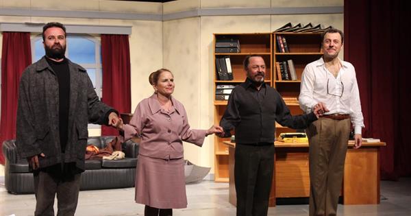  ‘PROFESYONEL’ Met with Theatre Lovers on the EMU Stage